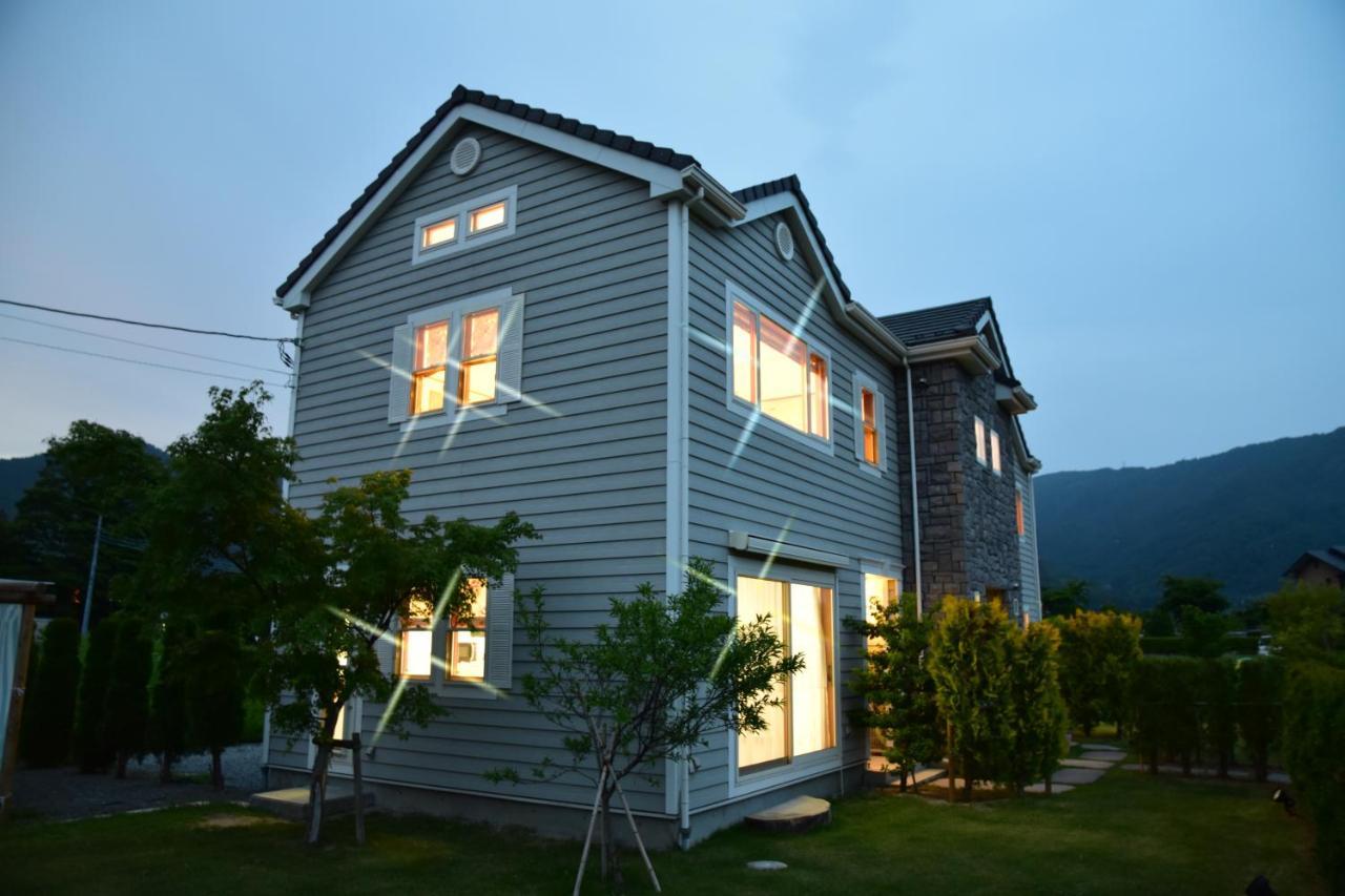 Kawaguchiko Cottage Minami Фудзі-Каваґутіко Екстер'єр фото